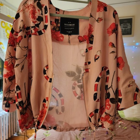 Cotton:on - Kimono style zip - floral snake pattern - US 6 but fits larger! - Picture 10 of 11